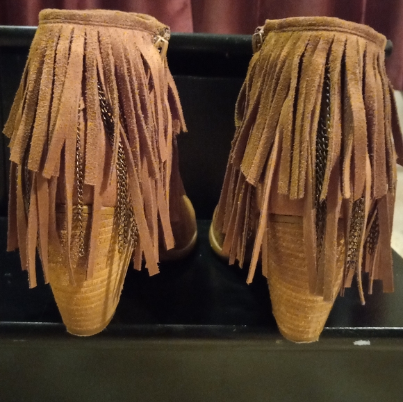 Heeled Booties - Picture 5 of 9